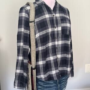 Abercrombie & Fitch | Blue & White Plaid Flannel Button Down Shirt | Size S